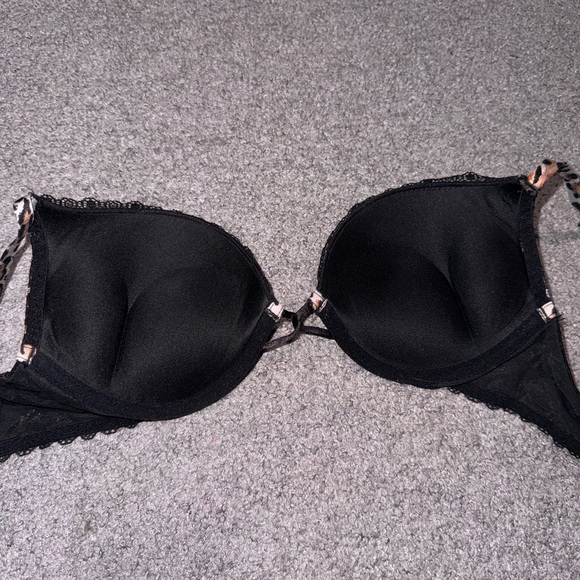 SOLD - Picture 2 of 6